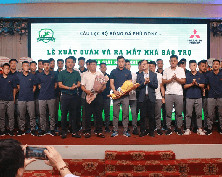 Mitsubishi Motors Viet Nam Tiep Tuc Bao Tro Mua 4 Va Ky Vong Phu Dong Fc Thang Hang